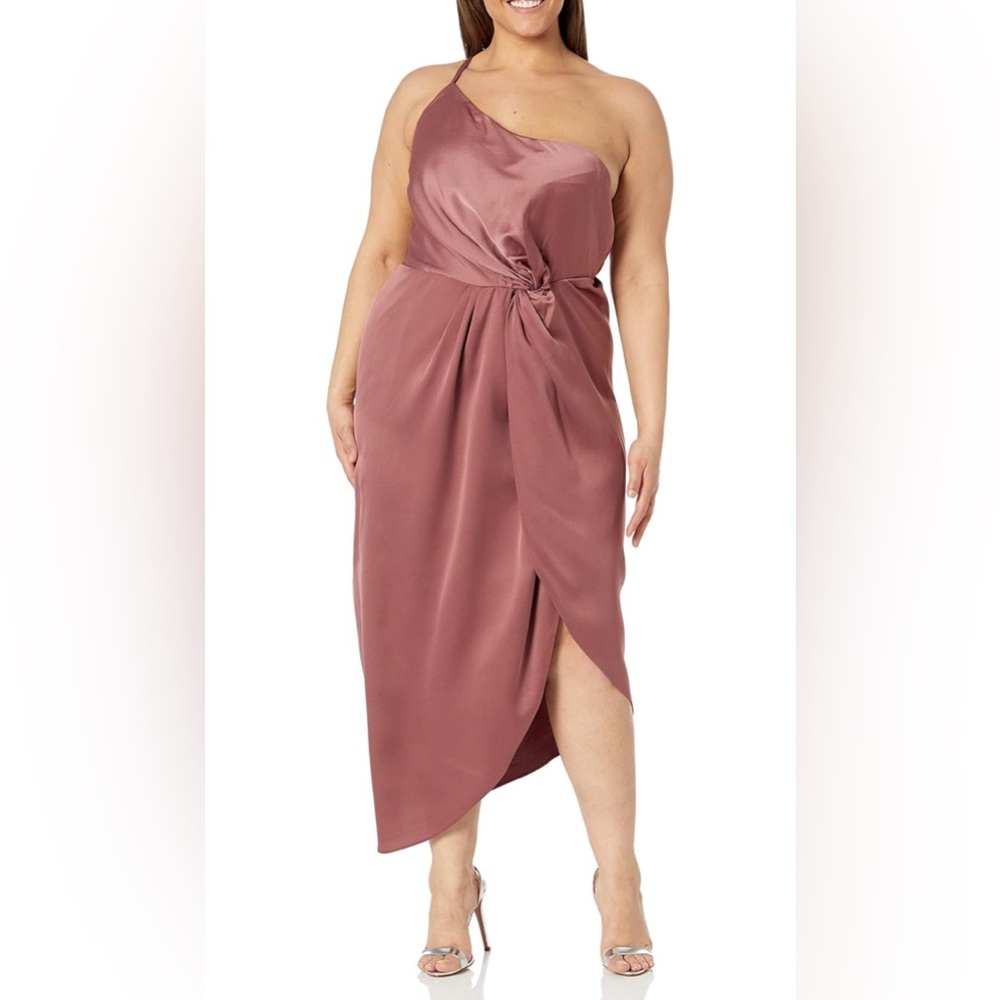 City Chic One-Shoulder Midi Dress in Dusty Rose